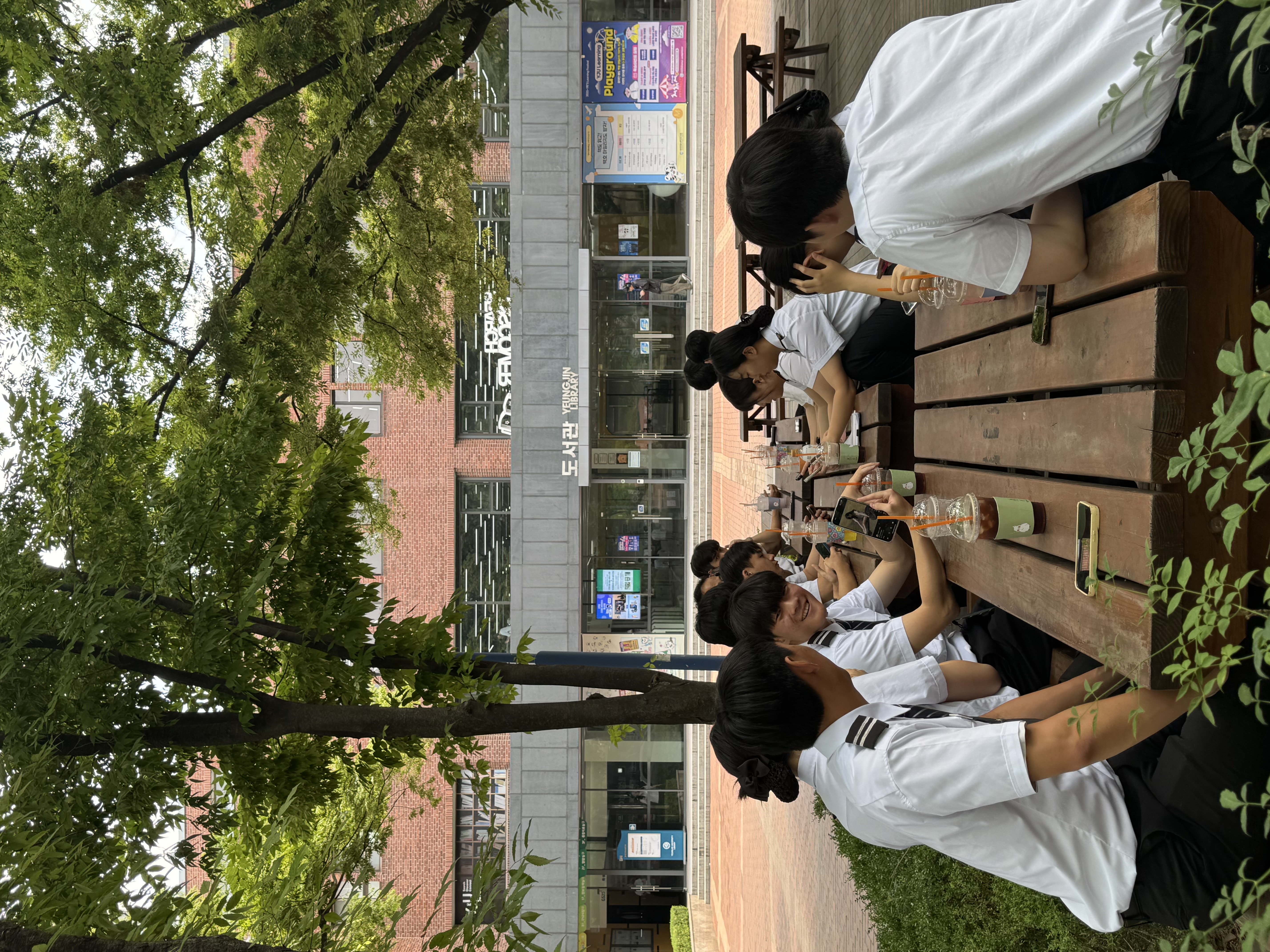 6월 19일 의무전투 교수님과 티타임 2.jpg