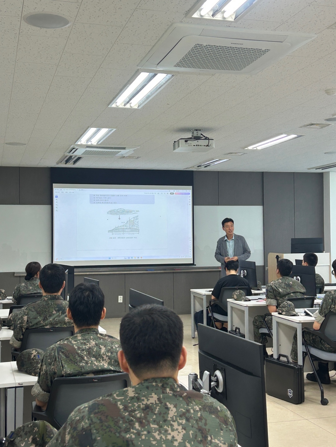 KakaoTalk_20260916_210025158_02.jpg