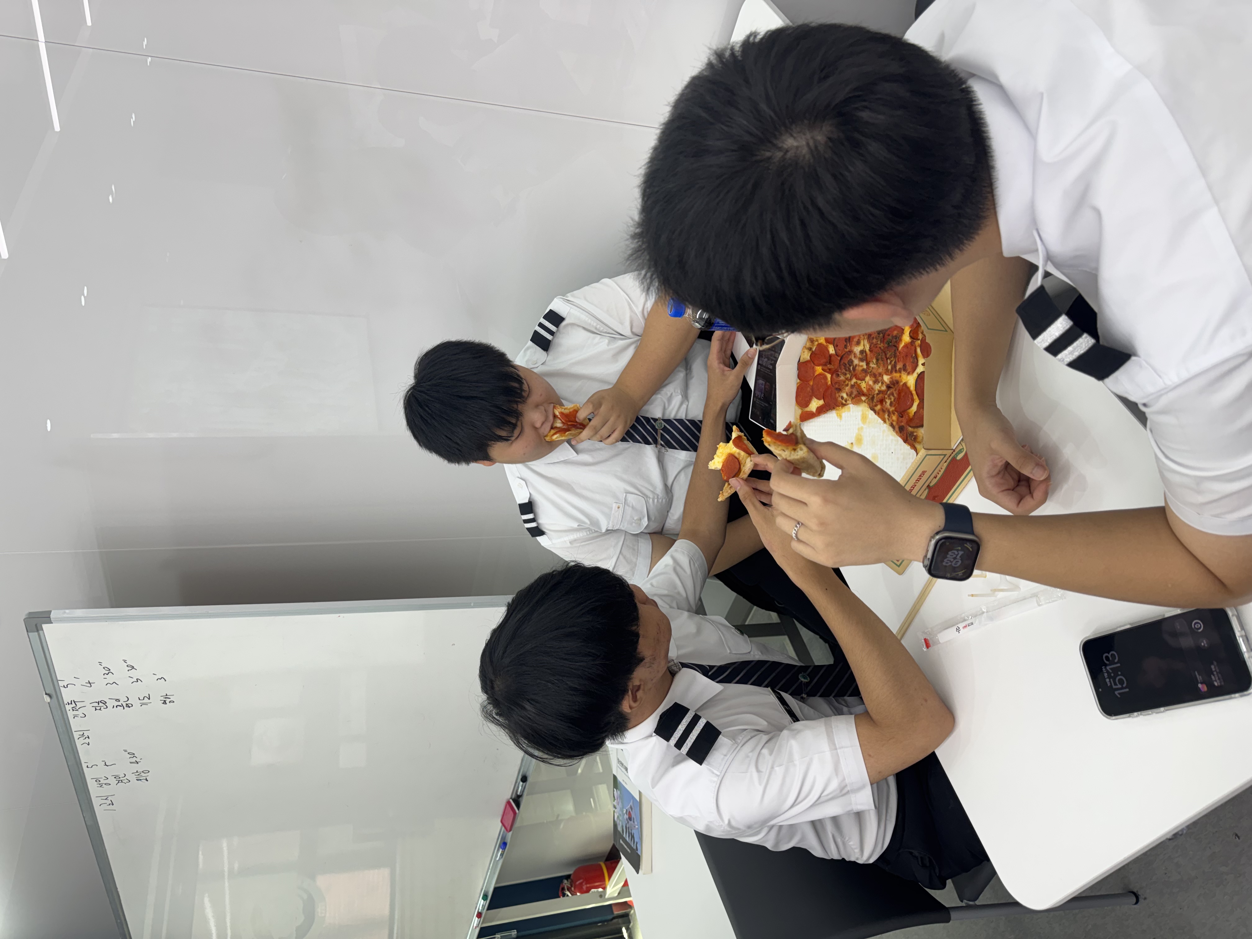 KakaoTalk_20251001_152052275_03.jpg
