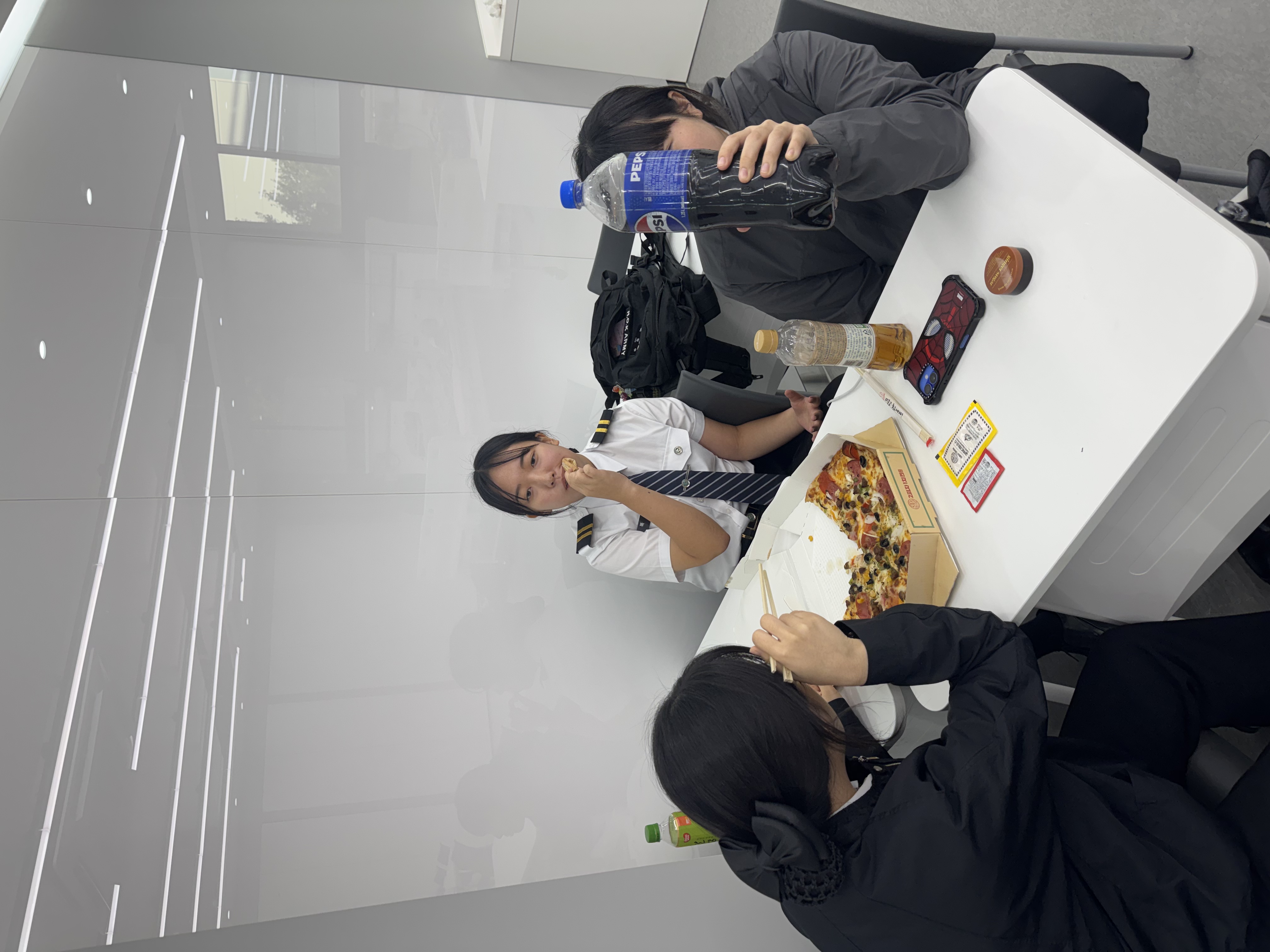 KakaoTalk_20251001_152052275_02.jpg