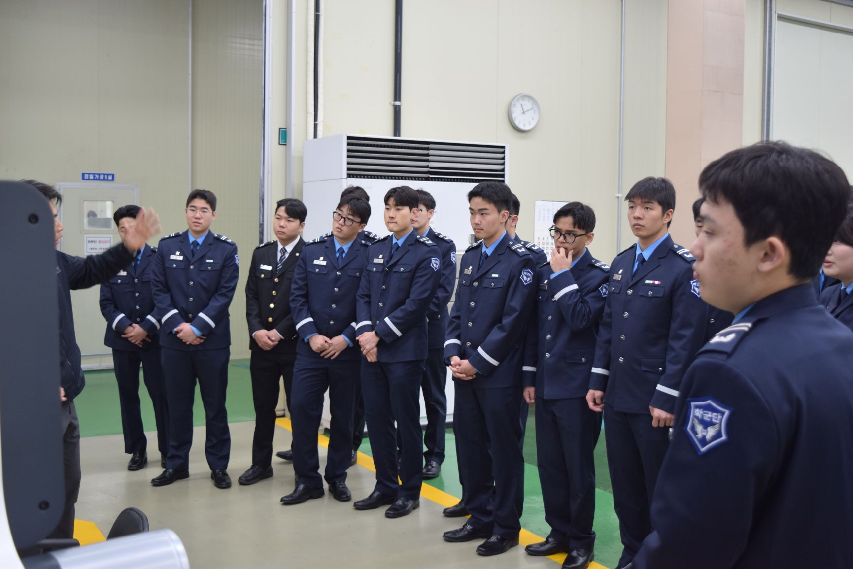 영진전문대학교 81창 견학 (22).JPG